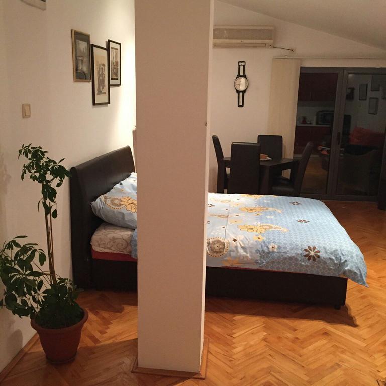 Apartment The Royal Pg Podgorica Exterior photo